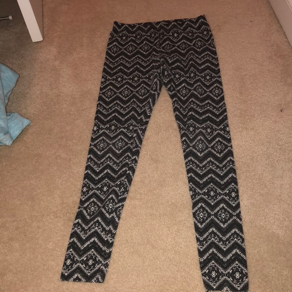 Patterned leggings
